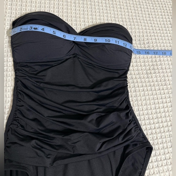 La Blanca Elegant Black Strapless Swimsuit - Picture 9 of 13